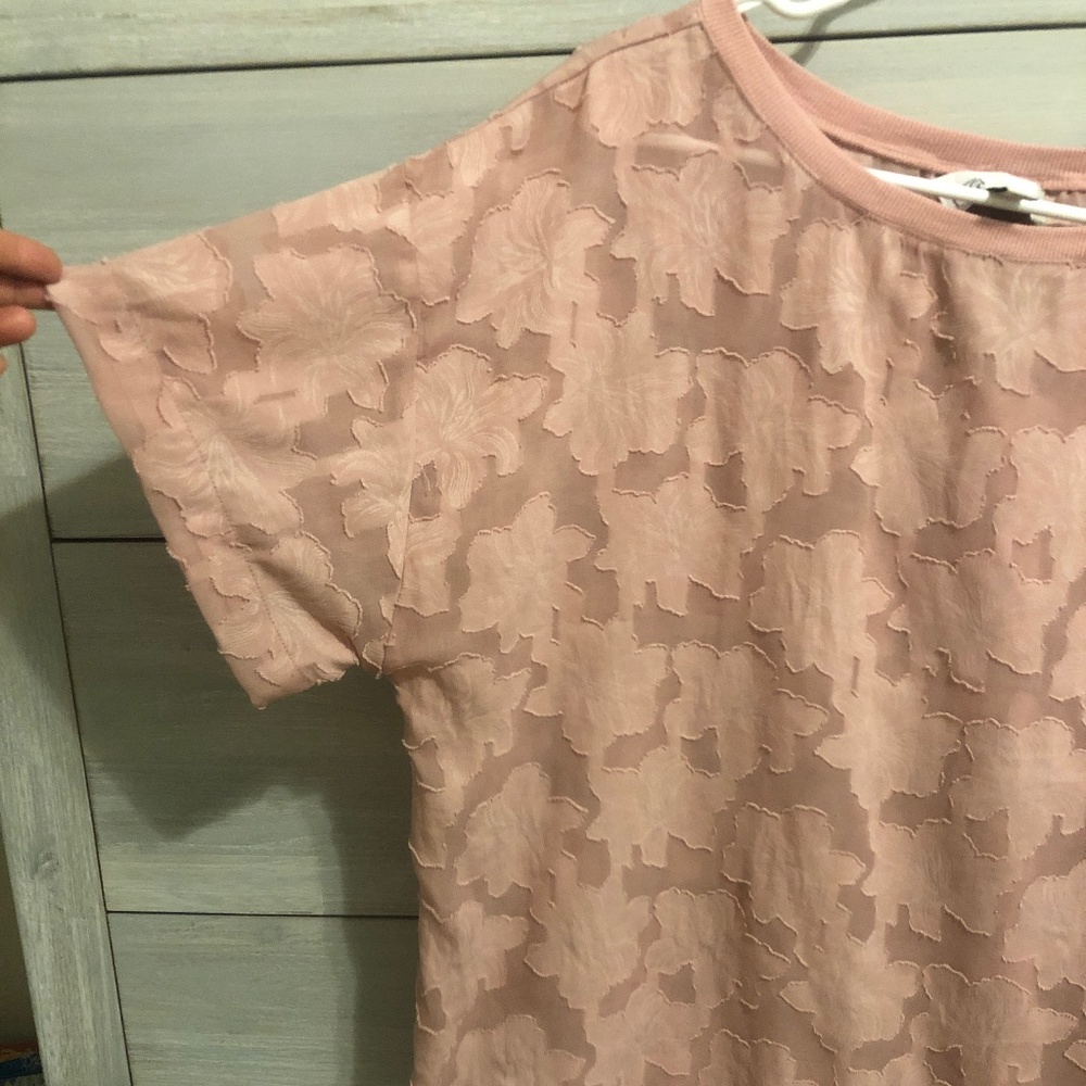 ** Nordstrom Rack ** Pink Floral Sheer Blouse - Picture 2 of 5